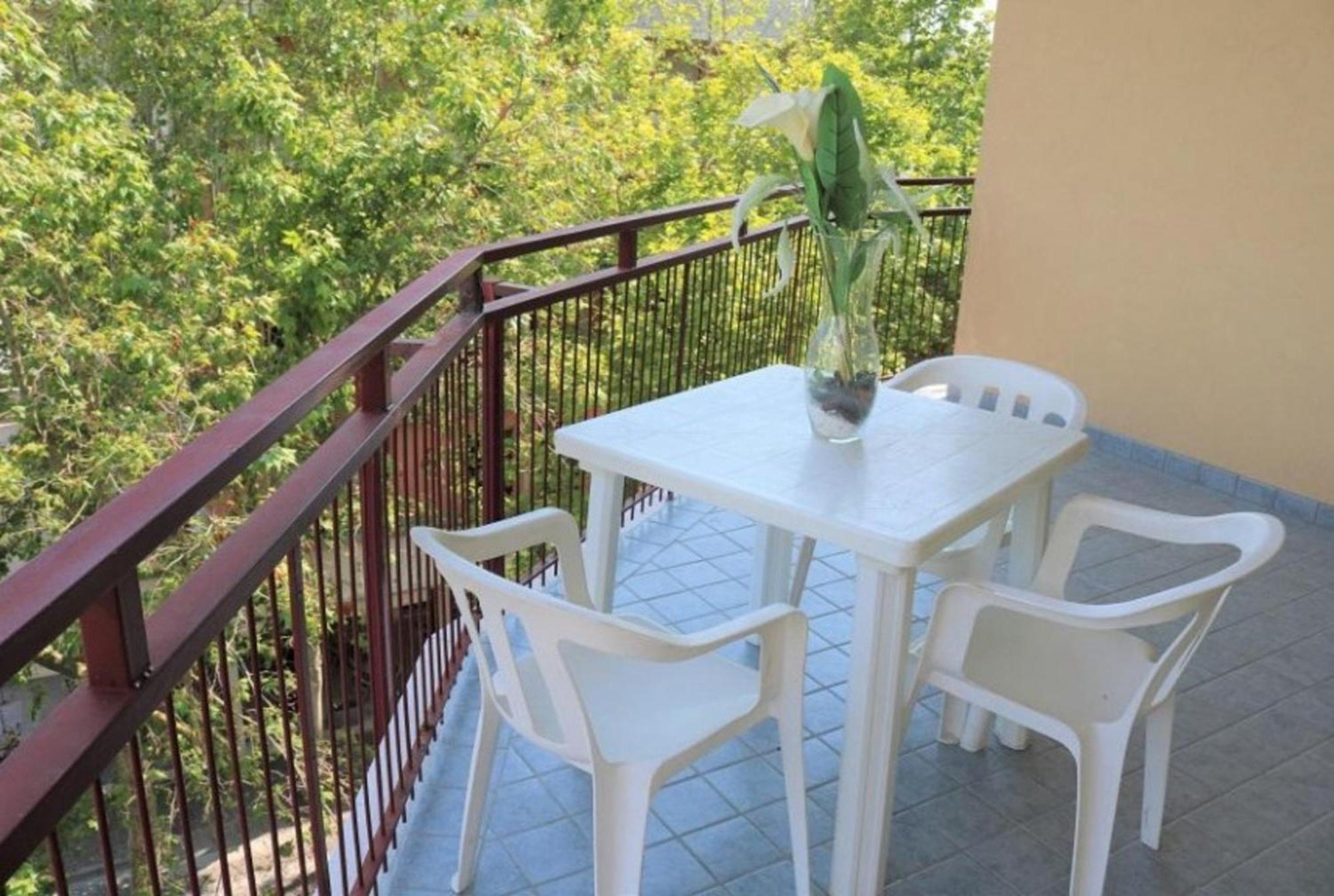Appartamento Lovely Bright Flat Few Steps Away From The
